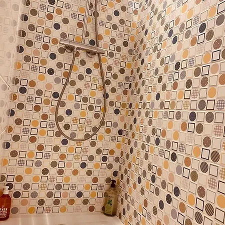 Nyaraló « au Petit Bonheur » *